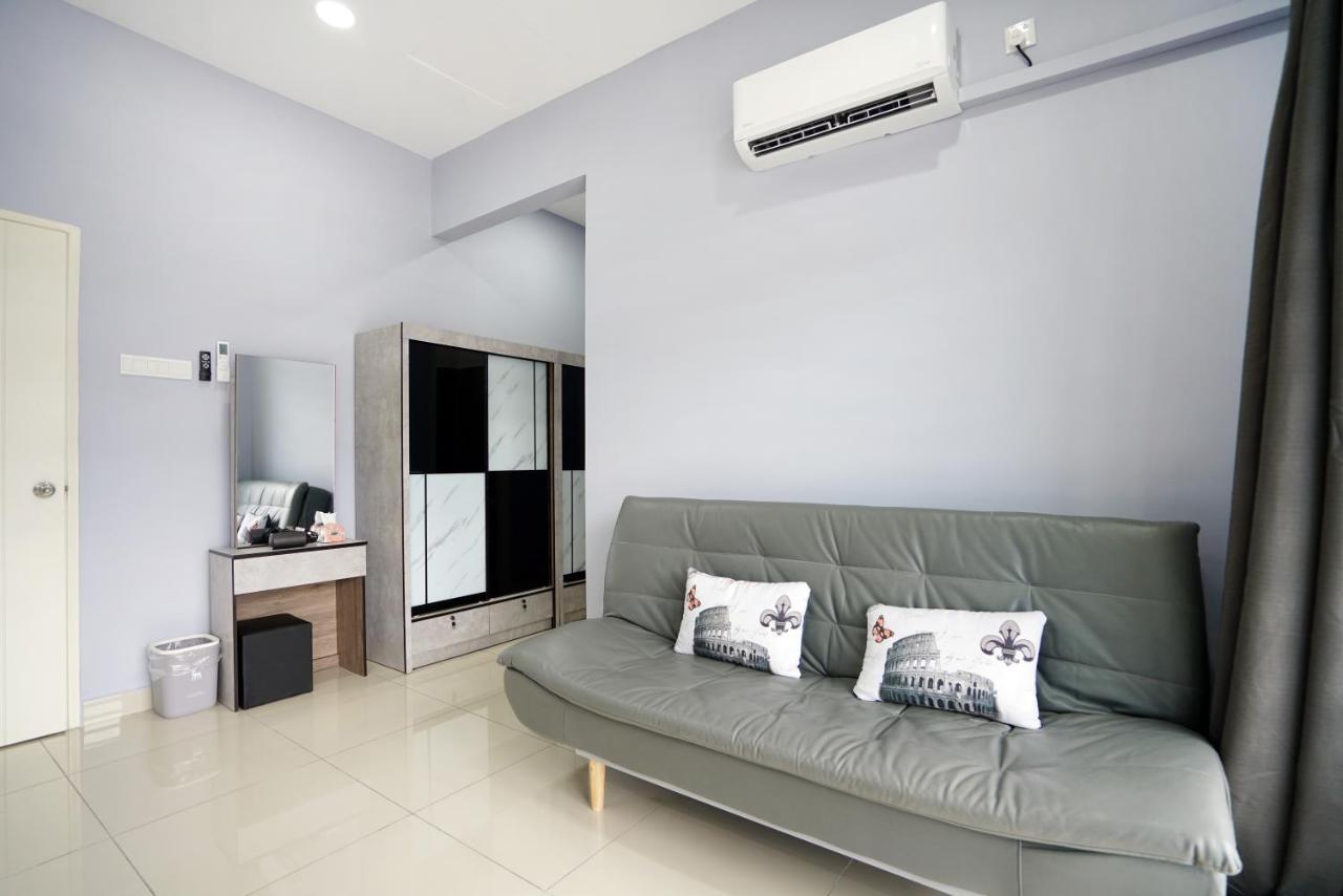 Desaru 37M7 Morandi Colour Theme By Joyfully Villa ภายนอก รูปภาพ